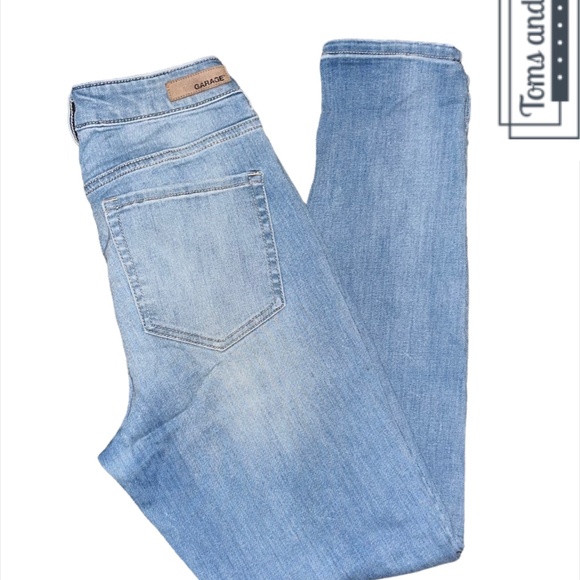 Garage Women's Light Blue Jean - Picture 1 of 3